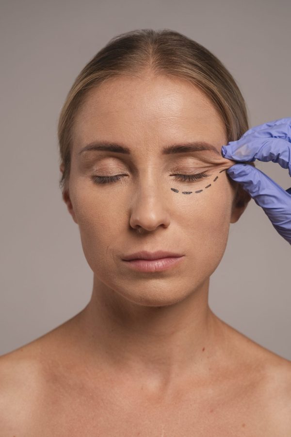 woman-preparing-cosmetic-surgery